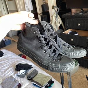 Black high top converse